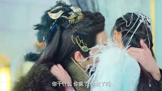 心機男故意親近灰姑娘，羽皇醋意大發，直接當面強吻！#九州天空城 # novalandthecastleinthesky