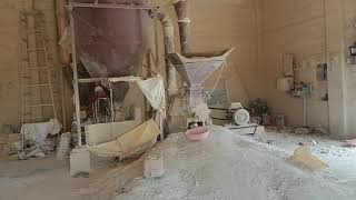 Clay powder (bentonite powder) making at factory