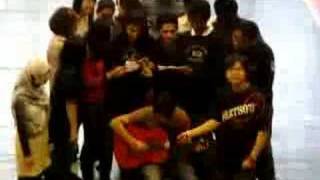 RSMU Orientation 2007 - Pre Med Singing