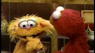 Sesame Street - Elmo & Zoe Learn the Waltz