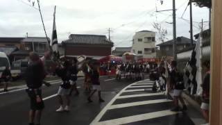 2013年 御坊祭・本祭(２)  差される上組ノボリや屋台