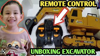 Unboxing Dan Review Mainan Mobil Beko Excavator Remote Control