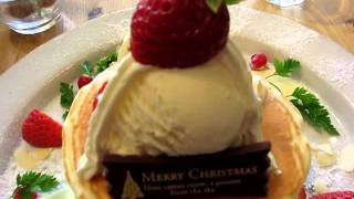 【「j.s.パンケーキカフェ」のクリスマスパンケーキ】