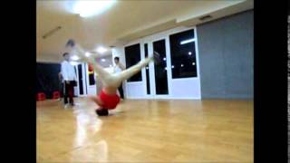 Hooliganz crew Bboy Ochiroo training