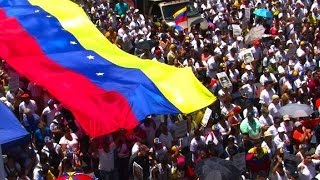 Venezolanos marchan por la libertad de "presos políticos"