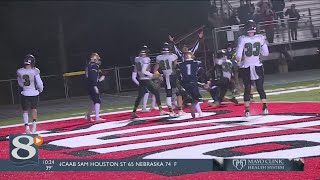 Aquinas Football punches ticket to State