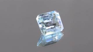 Hematite in aquamarine 3.9 ct