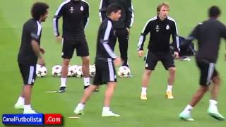 Cristiano Ronaldo Mocks James Rodriguez After a Pipe Marcelo ●Real Madrid CF Training● 2014