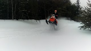 Ski-Doo Renegade Backcountry \u0026 Expedition Extreme ride in deep snow