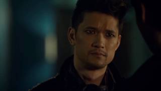 Shadowhunters 2x18 - Magnus lascia Alec - Malec