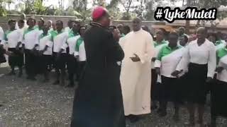 Kikuyu Worship Song with Baba Askofu Anthony Muheria.