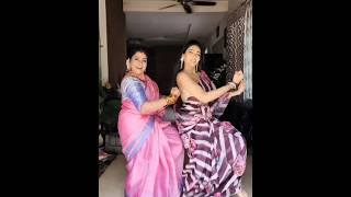 Karthika Deepam Serial Parijatham (Nata kumari) & Jyotsna (Gayathri Simhadri) Beautiful Dance Video