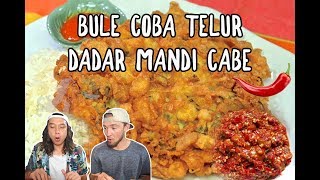 BULE NYOBAIN TELUR DADAR BRUTAL MANDI SAMBAL TERASI ft. Conner Sullivan