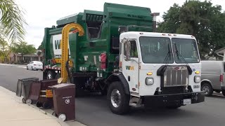 Waste Management Peterbilt 520 McNeilus ZR ASL 108051