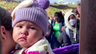 Migrants stranded for days on US-Mexico border seek assistance