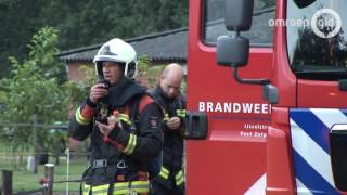 Asbest vrijgekomen bij grote brand in schuur aan Vordenseweg in Warnsveld