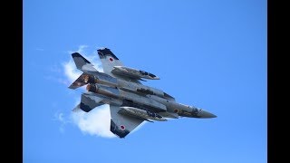 圧巻 F-15連続離陸とアグレッサー機動飛行 小松基地航空祭2018 F-15 Continuous takeoff and aggressor Maneuvers Komatsu Air show