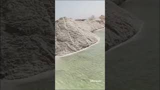 സൗദിയിലെ ഉപ്പു പാടം 👌👌😱 #salt lakes #riyadh #suadi arabia 🏜#desert