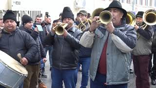 Fanfara de la Valea Mare - Colaj de hore si sarbe - 23 decembrie 2018