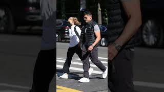 Mark Consuelos & Kelly Ripa Hanging Out In New York!