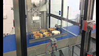 newtech - roboSONIC I robotic cake cutting using ABB robot