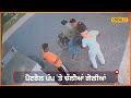 robbery at petrol pump ਪਹਿਲਾਂ ਪਵਾਇਆ ਤੇਲ ਫਿਰ ਲੁੱਟਿਆ ਪੰਪ ਦਾ ਕਰਿੰਦਾ bathinda local18