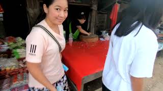 เที่ยวตลาดบ้านมากยางกับหนุ่มสาวเชียงตุง Visit in a local market in the evening with Shan cute girls.