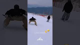 Як треба правильно їздити на лижах 😂 #snow #skiing #funny #comedy