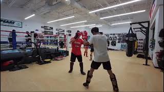 A Full Round of Raw/Uncut Technical Sparring Footage (Muay Thai)