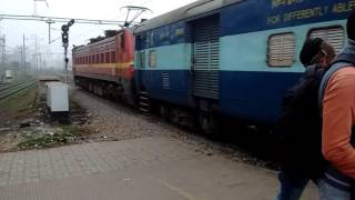 12369 Kumbha Express Skipping Danapur in Broad Daylight..