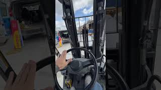 Loading up carpet installers 🗞️ 🚗 #forklift #carpet #shortvideo #2024 #install #team #flooring