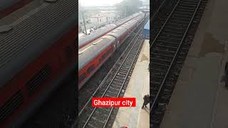 ghazipur city two train same time