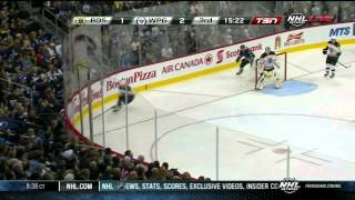 Mark Scheifele goalie blows it goal 2-1  Boston Bruins vs Winnipeg Jets 9/26/13 NHL Hockey