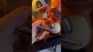 Syphon feed airbrush for easy color changes