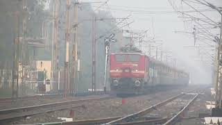 THUNDEROUS SRC WAP-4 HOWRAH - MGR CHENNAI CENTRAL COROMANDEL EXPRESS