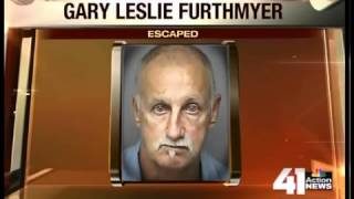 Kansas law enforcement agencies searching for inmates