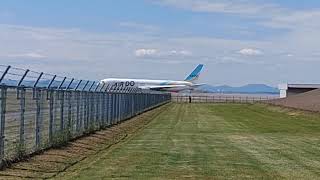 旭川空港（飛行機連続✨離陸）　#飛行機　#離陸  #JAL  #AIRDO #北海道