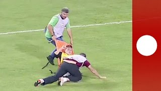 Worst medics ever? Injured footballer dropped several times, Greece