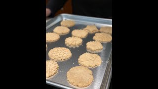 Stamped Sugar Cookies \u0026 Holiday Bundts with Nordicware