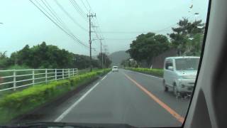 台風1号の接近する龍郷町赤尾木の街並みの様子