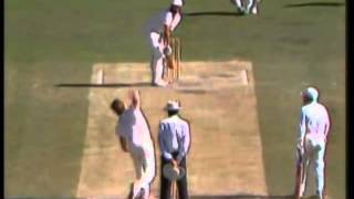 CLASSIC CATCH   MIKE VELETTA vs NEW ZEALAND 1987 3