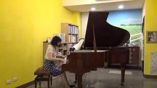 婕怡 ABRSM Piano Exam Grade 8: 1.J.S.Bach (A:4) 2.W.A.Mozart 3.F.Schubert (B:9) 4.A.Khachaturian (C:7)