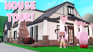 My *UPDATED* Bloxburg FAMILY HOUSE Tour! (Roblox)