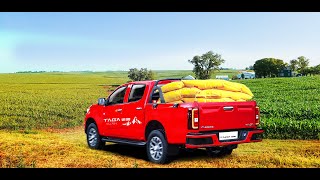 Qingling TAGA ruby red, beautiful pickup truck