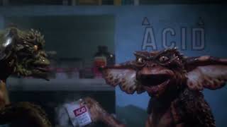 Gremlins 2: The New Batch (1990) - Gremlins in the Lab Scene (HD)
