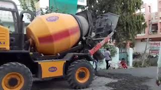 Civimec Self loading concrete mixer