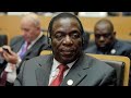 Zimbabwe doctors defy government threat to stop payment over strike