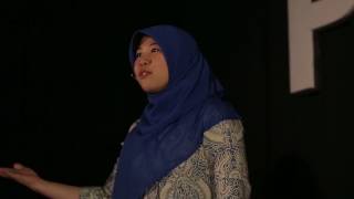 Signing our way towards inclusivity | Dissa Ahdanisa | TEDxPenangRoad