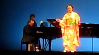 Akiko Nakajima + Niels Muus - Madame Chrysantheme - Konzert für Japan - Wien 2011.MOV