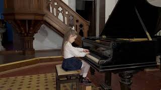 конкурс «#МузыкалкаЛида#»  Оливия Струпинская, 7 лет А.Ф.Гедике Танец